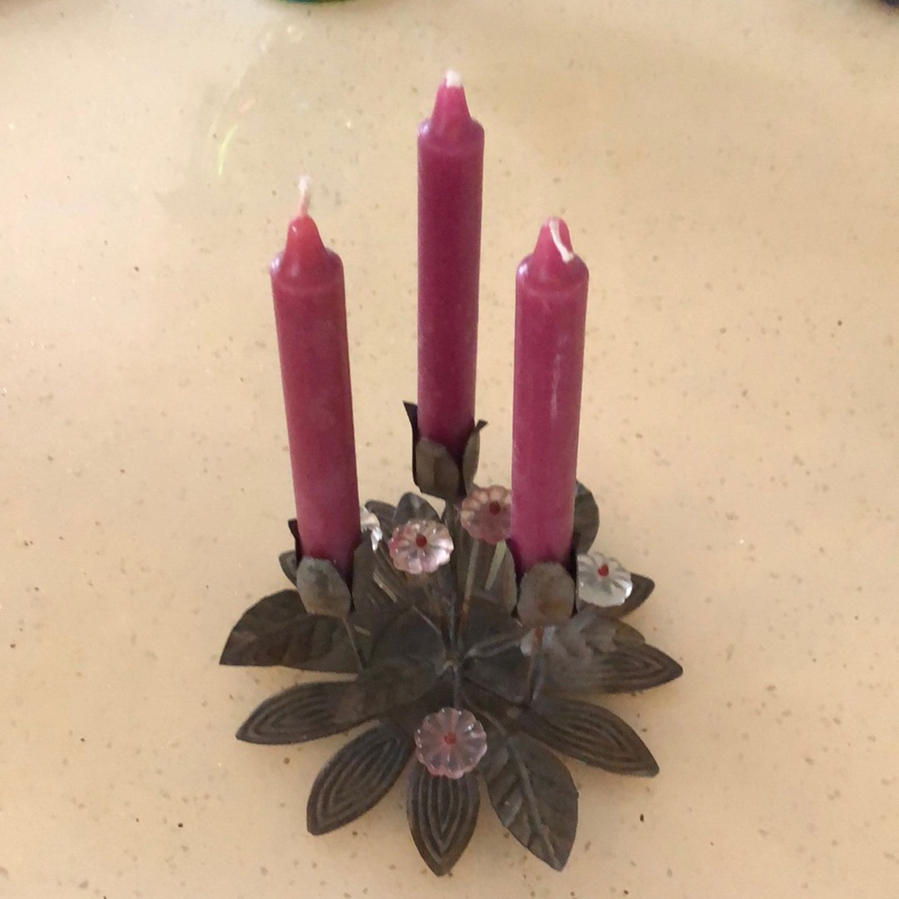 🌸 Rustic Metal Candle Holder